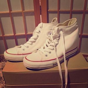 Never worn Chuck Taylor Wedges!